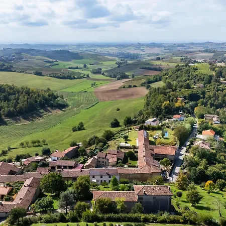 Cozy Court - Relax In Monferrato Сasa de vacaciones *